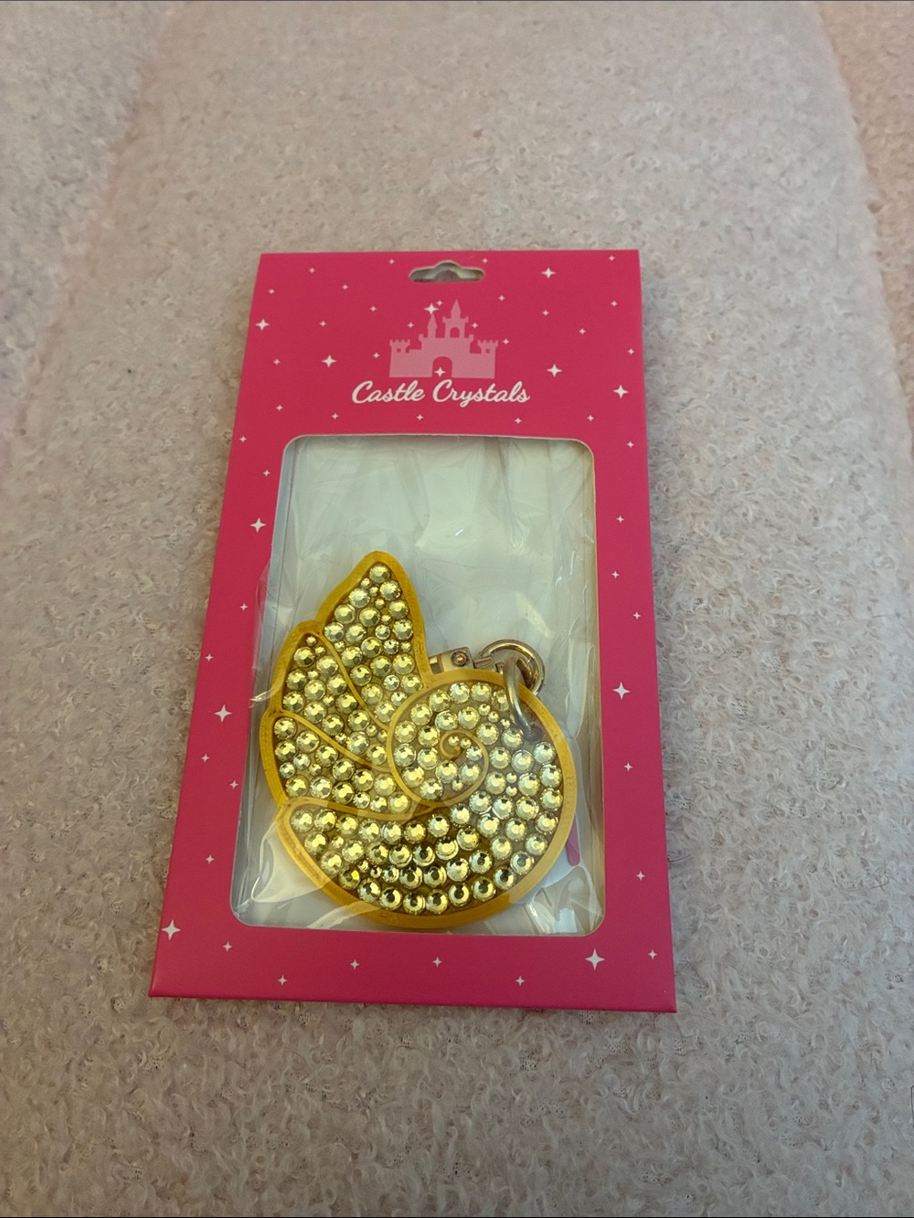 Castle Crystals Gold Crystal Seashell Keychain